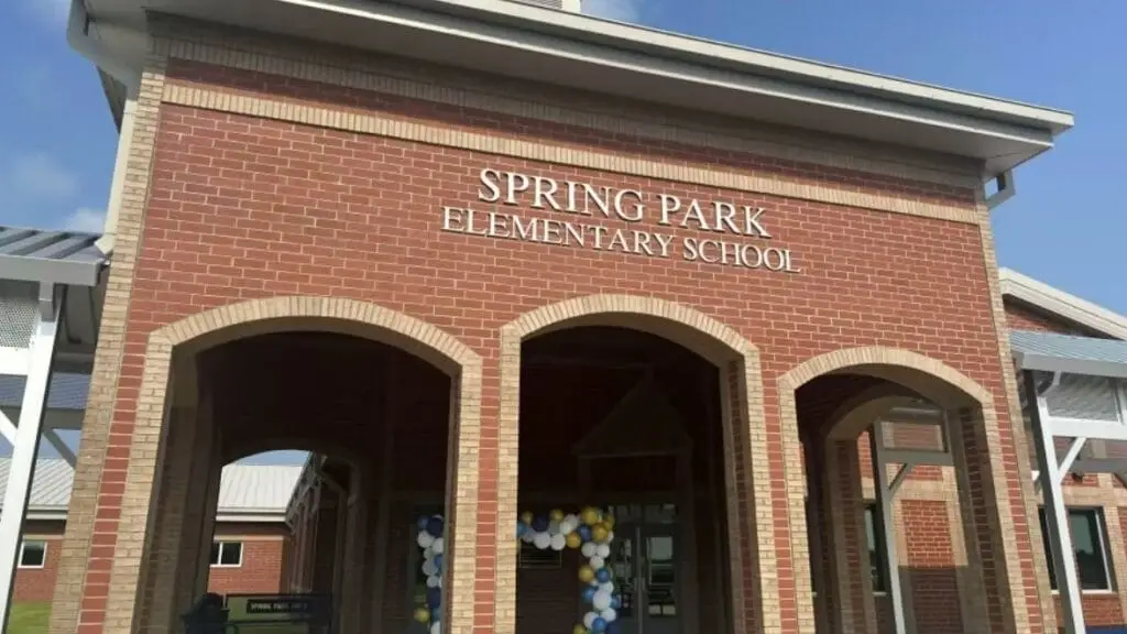 Spring Park Elementary building exterior with modern architecture, showcasing JSC Systems' project work.